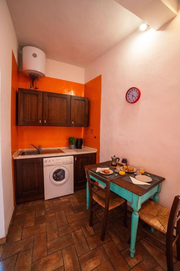 S1 - Serristori Tower Apt - Dolcevita Apartment Florenz