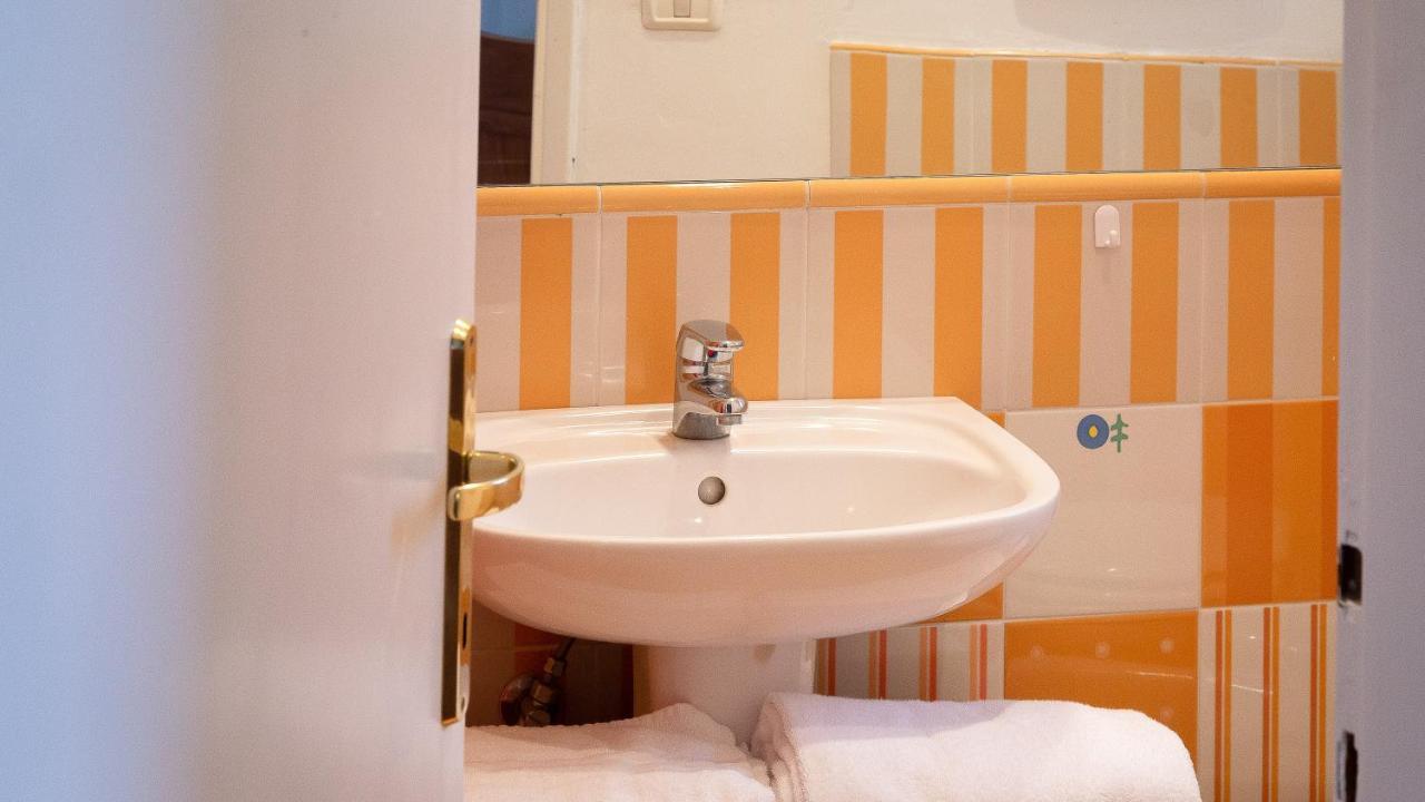 Piazza Della Signoria-rental In Rome Apartment *