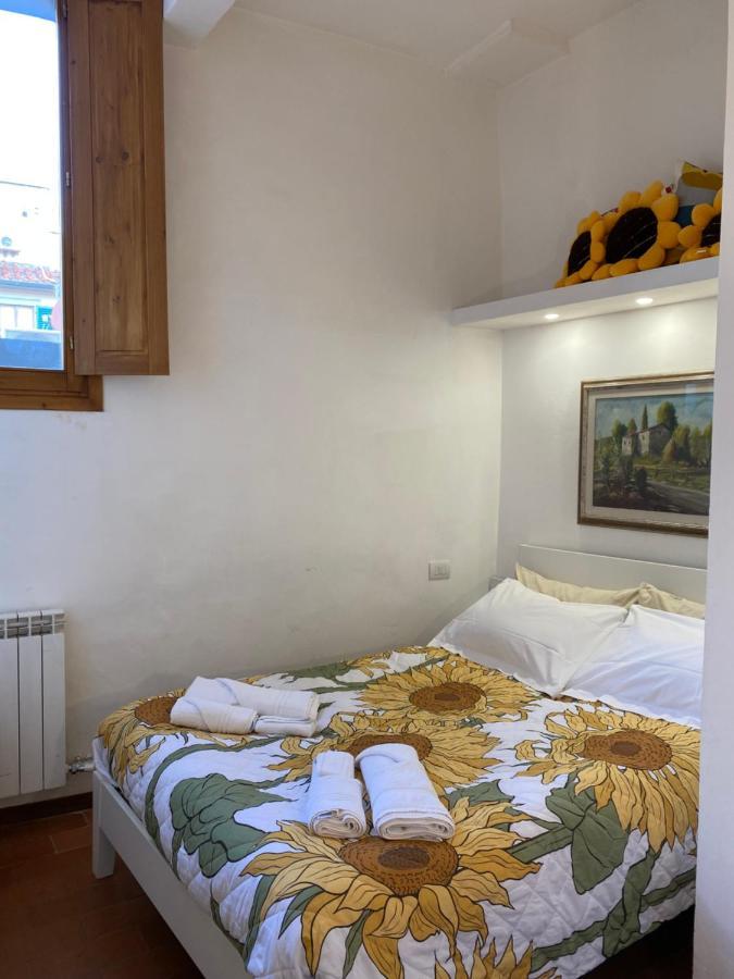 Apartamento Overlooking's Duomo In Mercato Centrale Florença