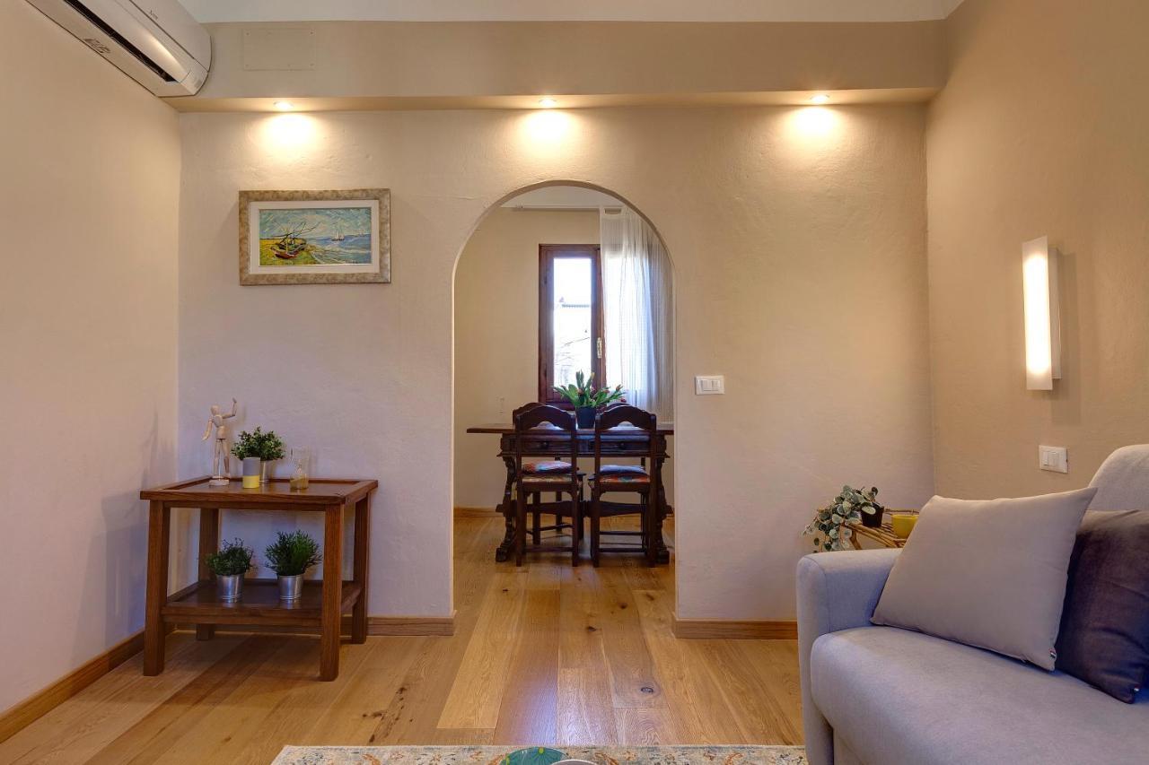 Apartment Woodie By Mamo