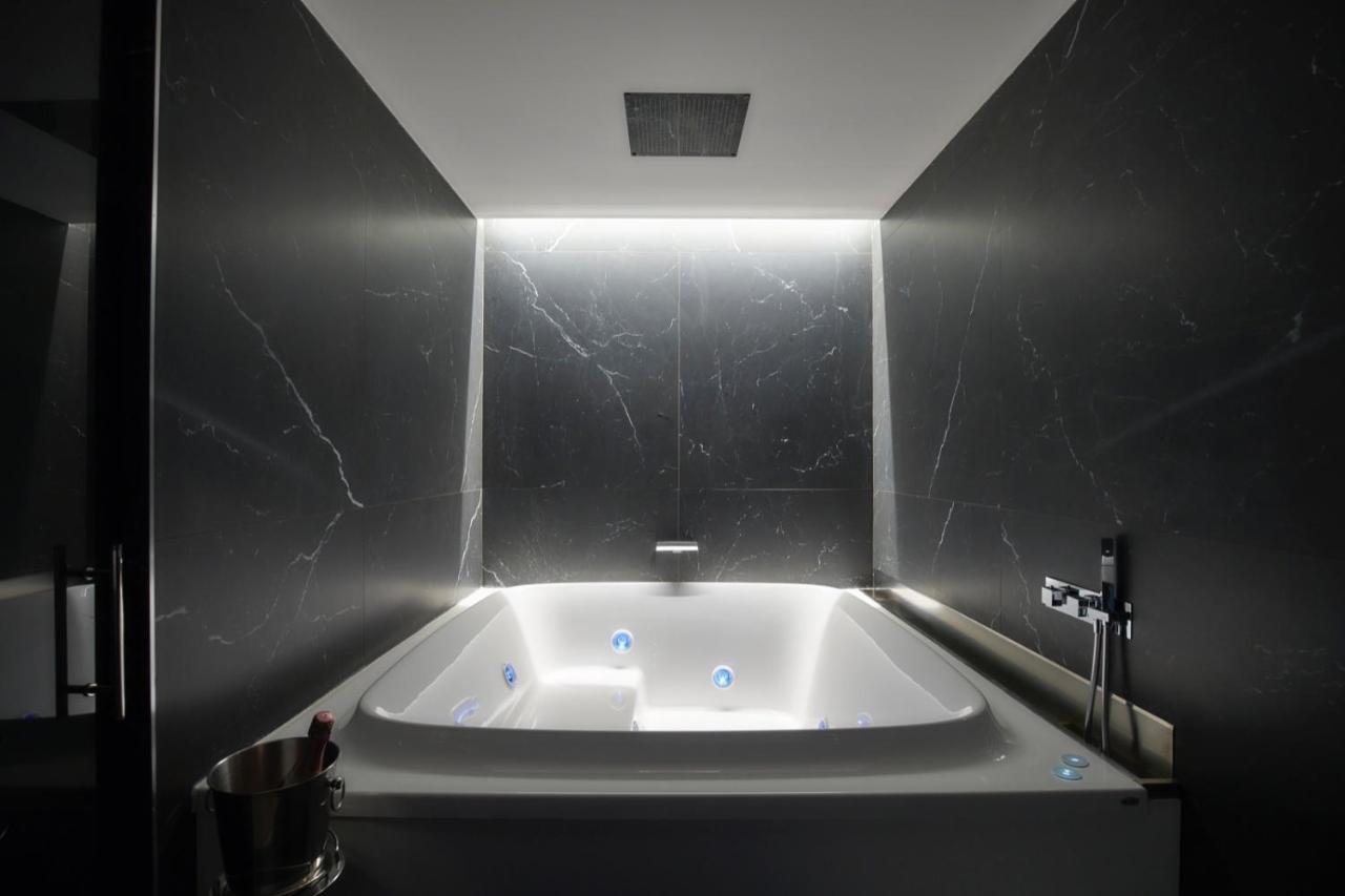 Five Stars Luxury With Jacuzzi Appartamento *