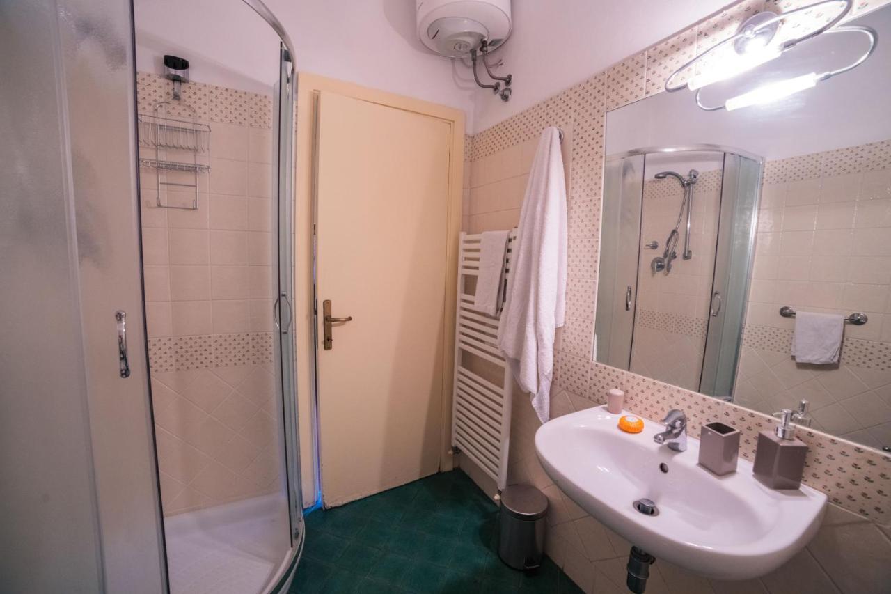 S2 - Serristori Tower Apt - Dolcevita * Florence