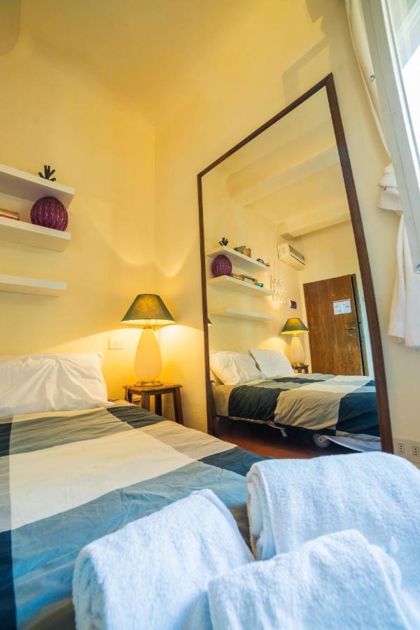 S2 - Serristori Tower Apt - Dolcevita * Florence