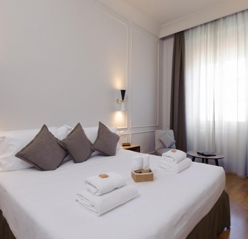Lungarno Vespucci 50 Hotel Florenz