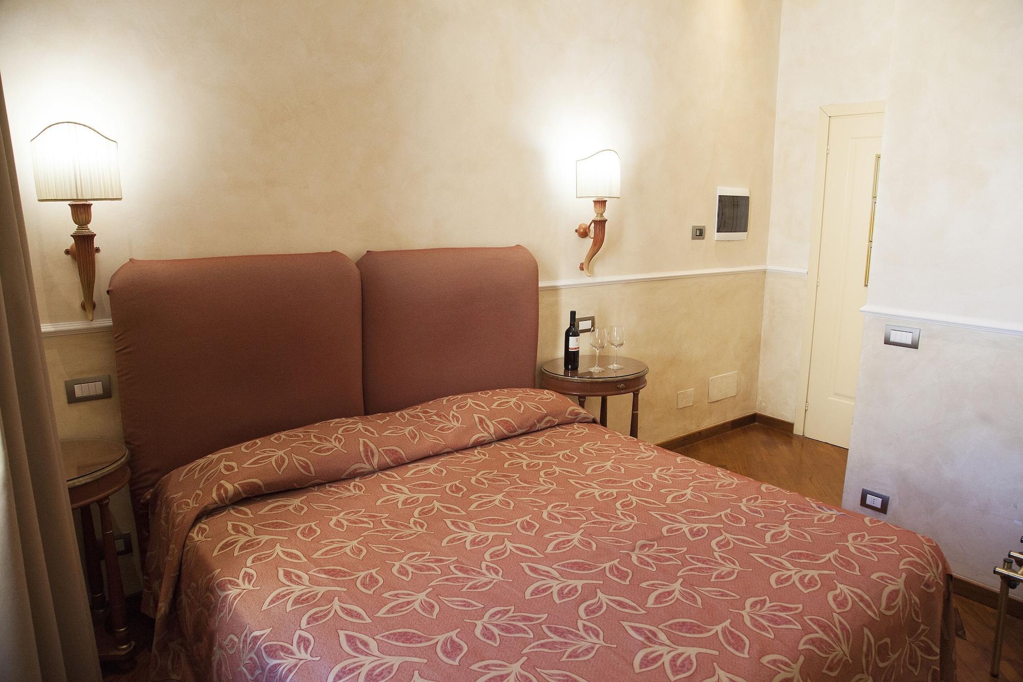 Aurora Hotel Florence