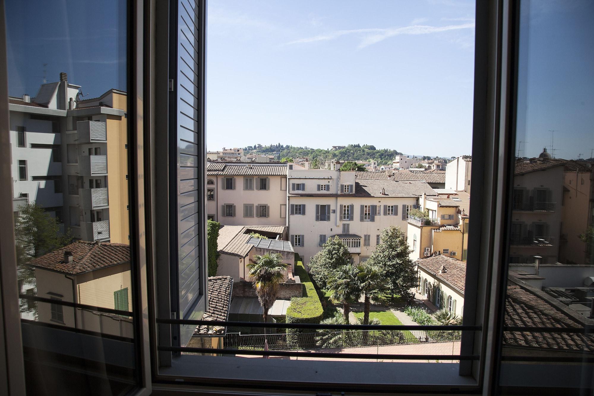 Aurora Florence