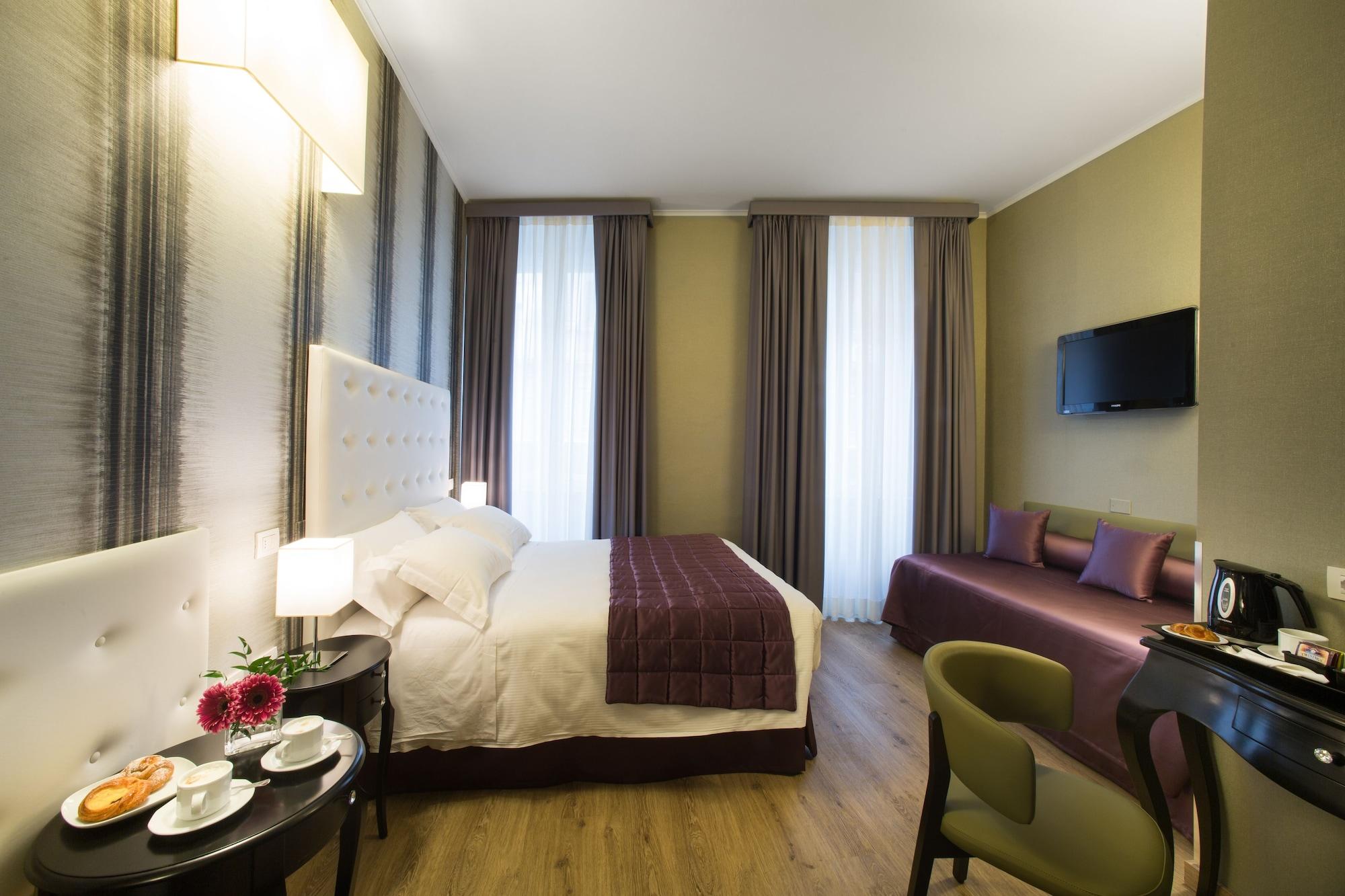 Hotel Montreal 3*