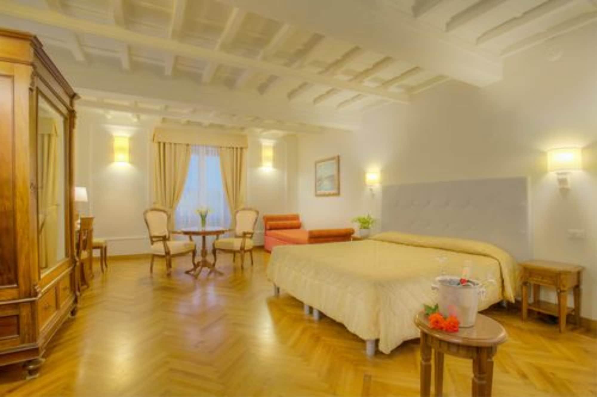 Bretagna Heritage - Alfieri Collezione 4* Florence