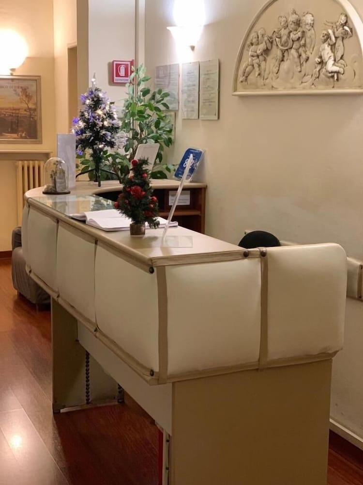Florence Room B&B Bed & Breakfast 2*