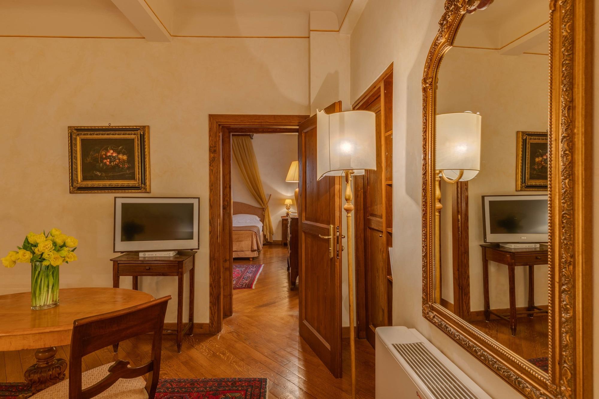 Bed & Breakfast Residenza D'epoca In Piazza Della Signoria