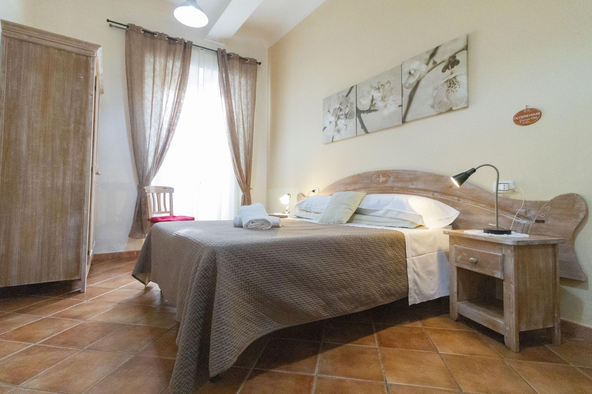 Cicerone Bed & Breakfast 3*