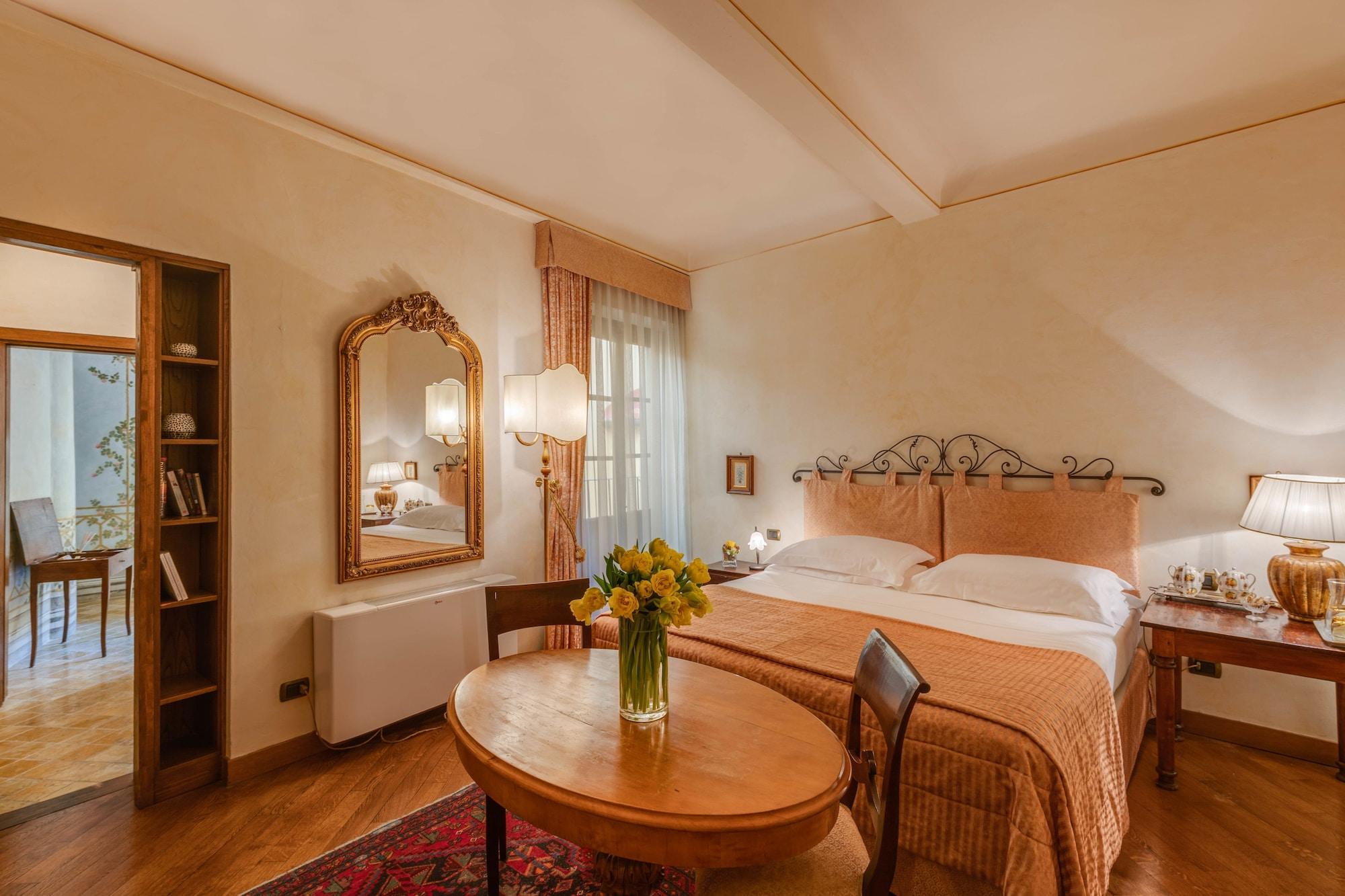 Bed & Breakfast Residenza D'epoca In Piazza Della Signoria Florence