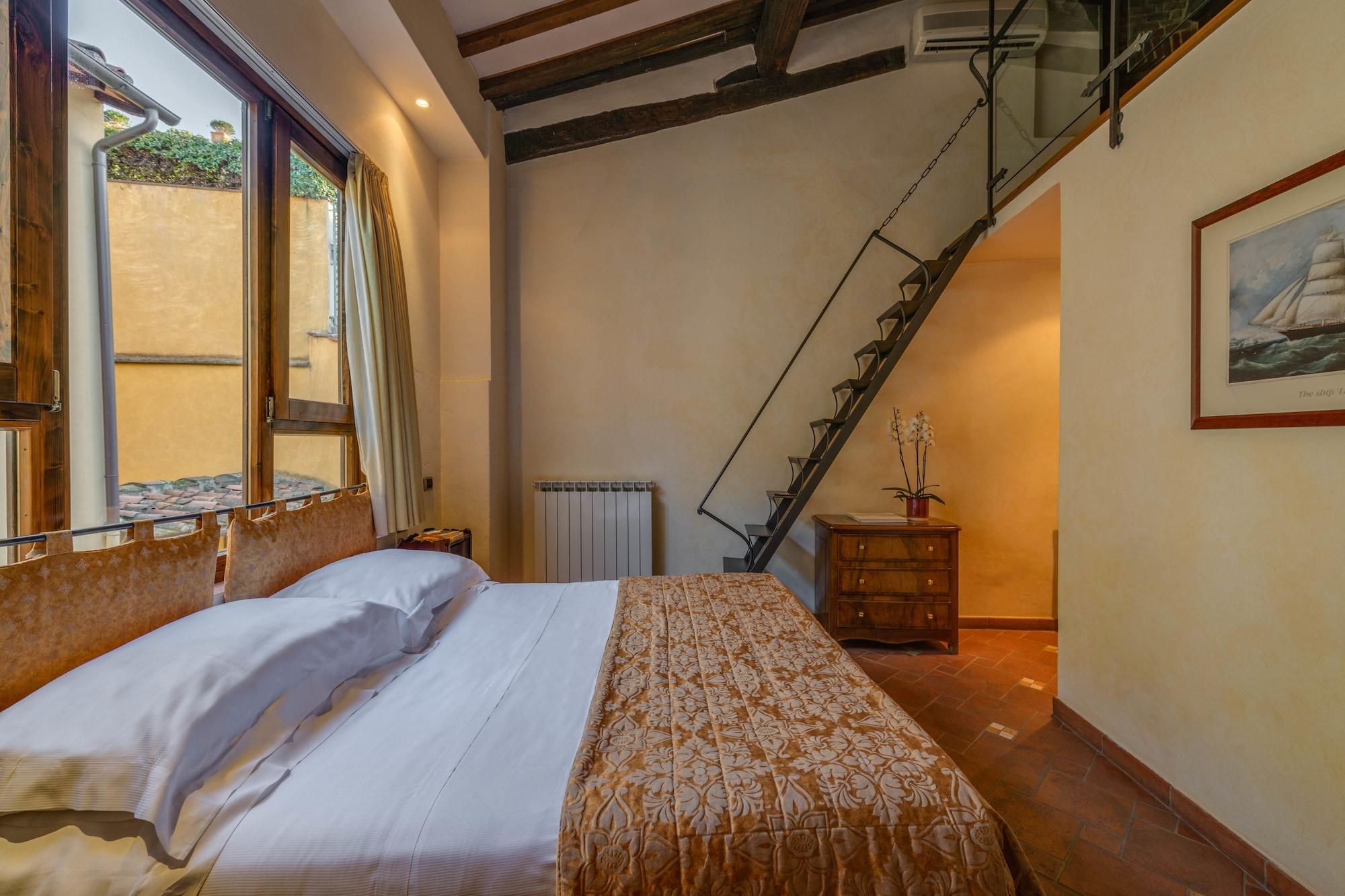 Bed & Breakfast Residenza D'epoca In Piazza Della Signoria Florence