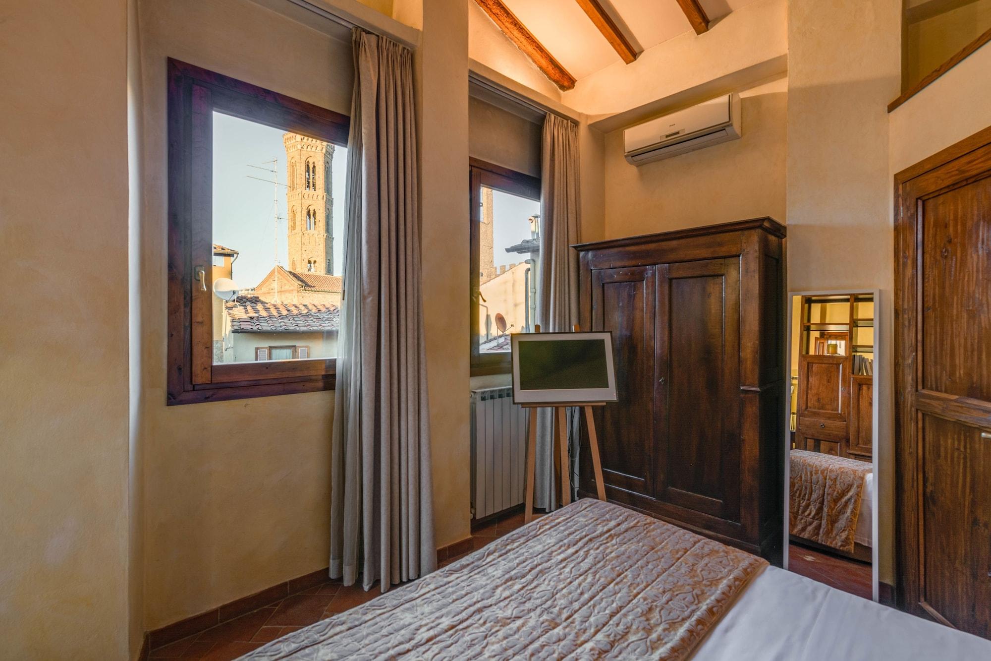 Residenza D'epoca In Piazza Della Signoria 2*