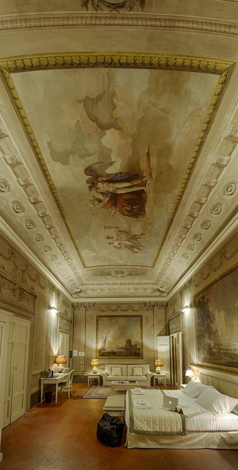 Palazzo Guicciardini Hotel 3*