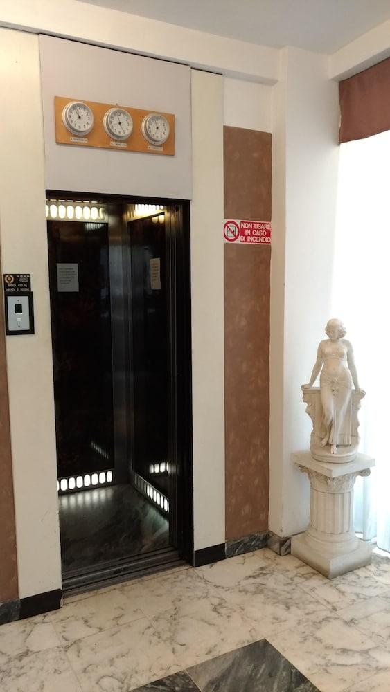 Hotel Victoria