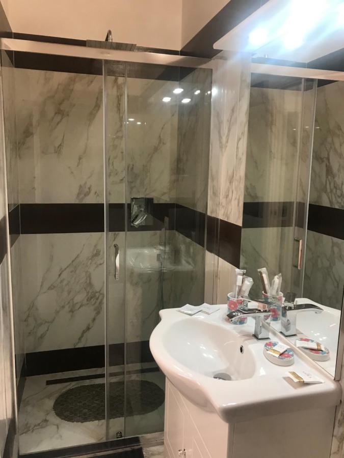 Elegante E Spazioso Bilocale In Zona Certosa