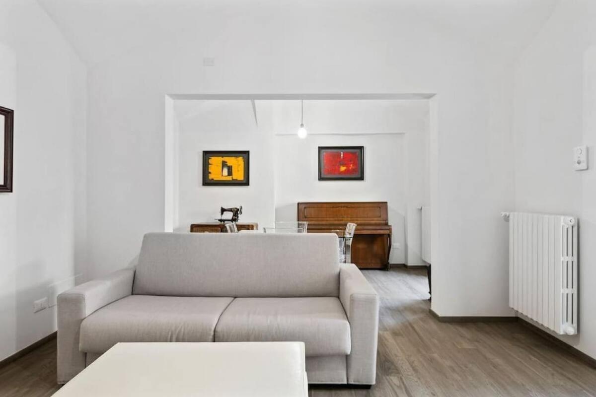 Apartment Pianista's House