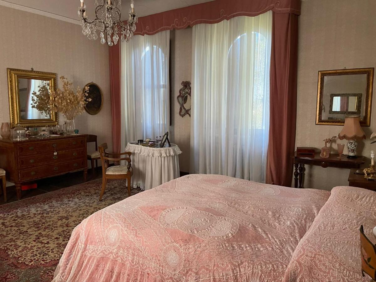 Casa La Torre Un Castello Alle Porte Di Appartement *