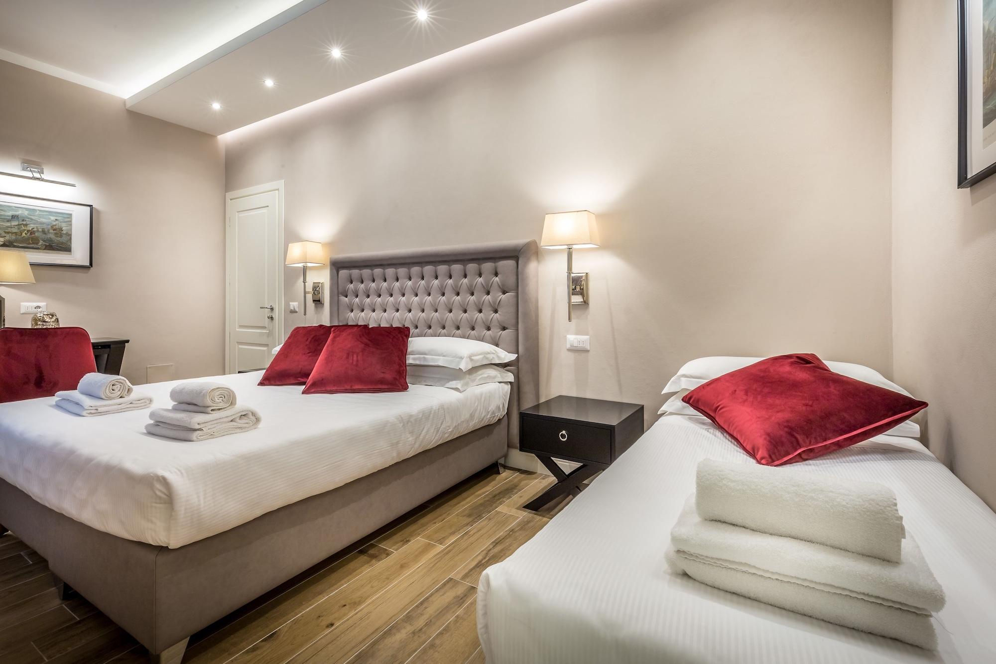Emma Small Luxury 2*