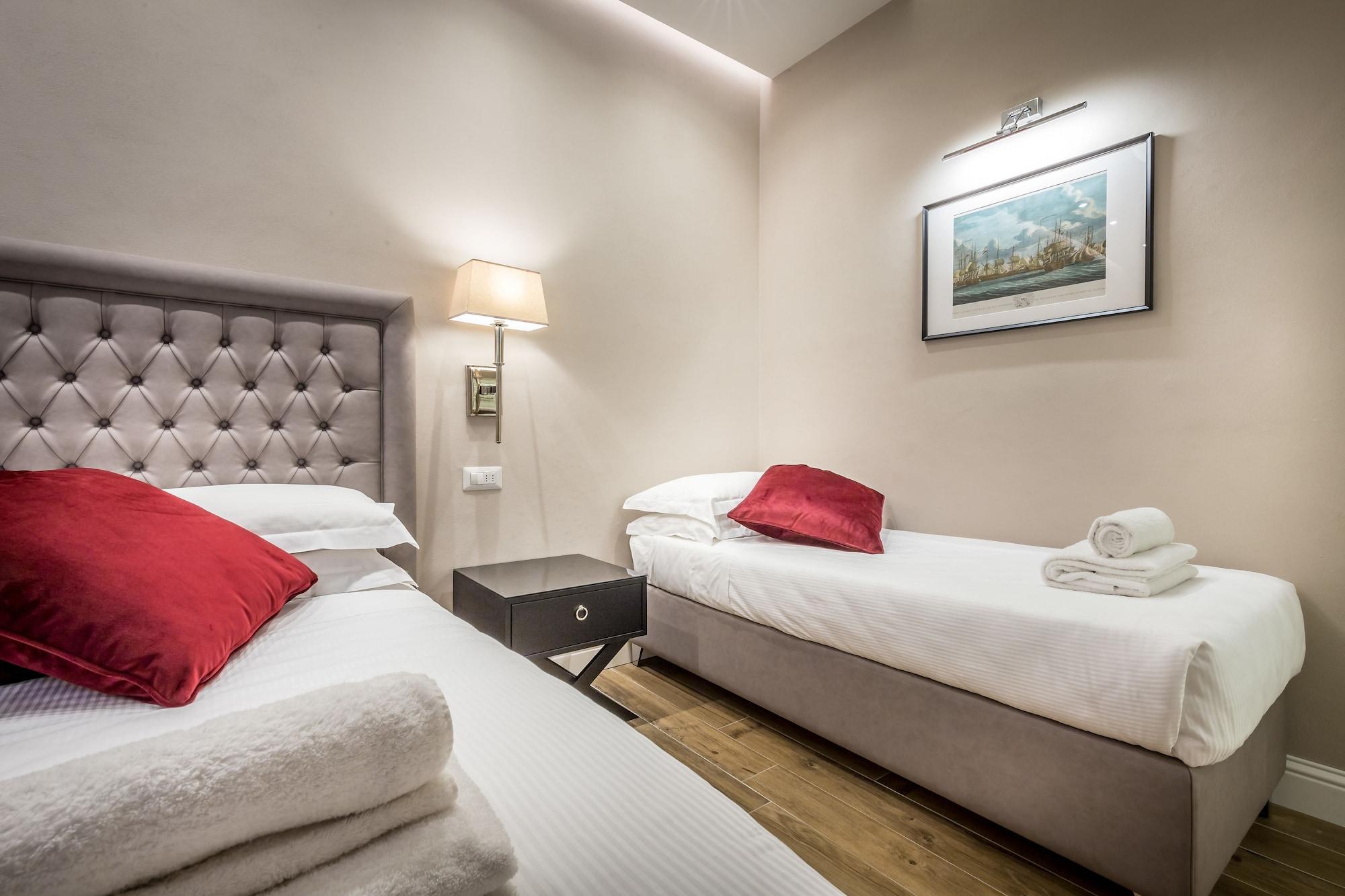 Emma Small Luxury Hotel