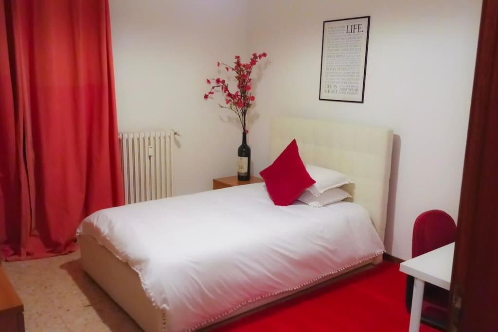 Unique&beautiful Bedroom In Of Séjour chez l'habitant *