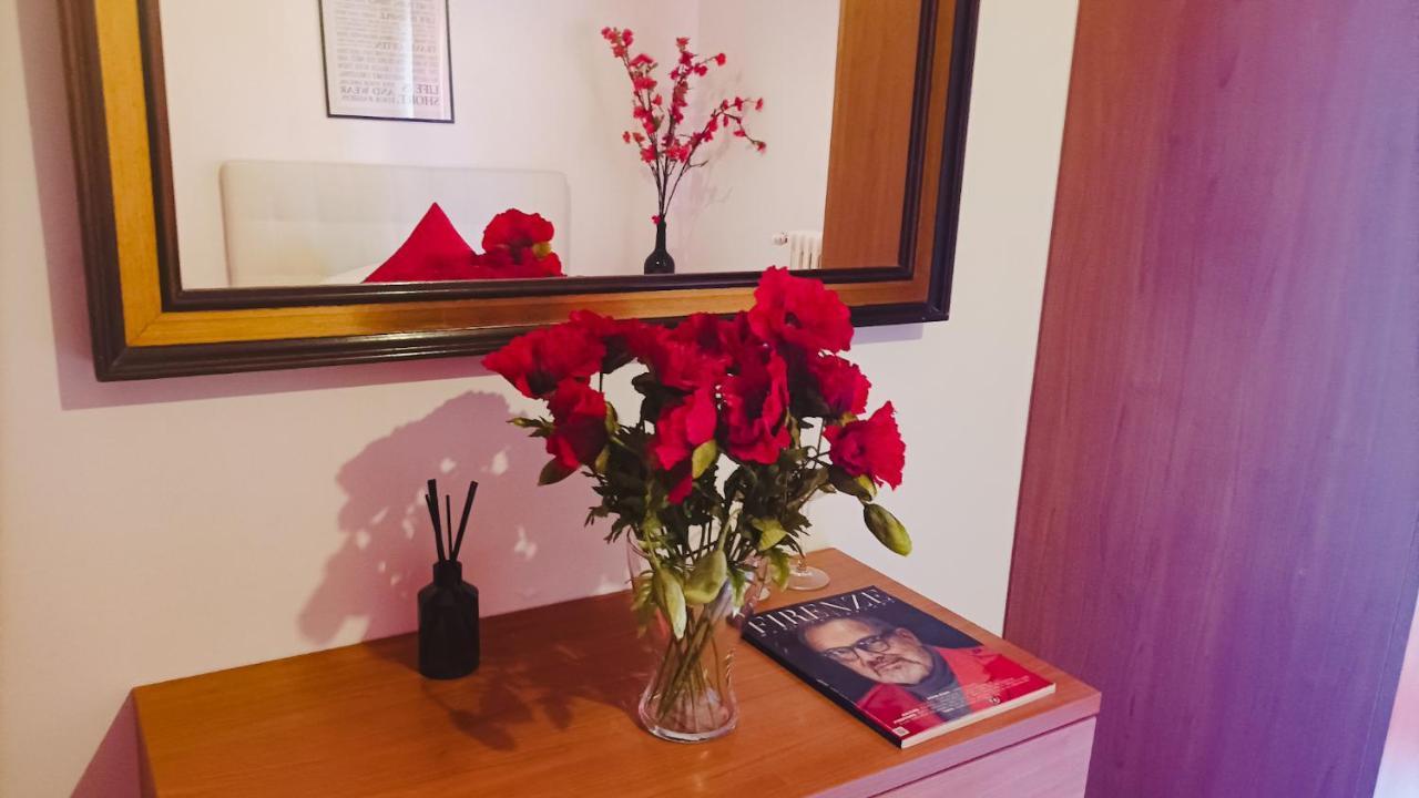 Unique&beautiful Bedroom In Of Florence