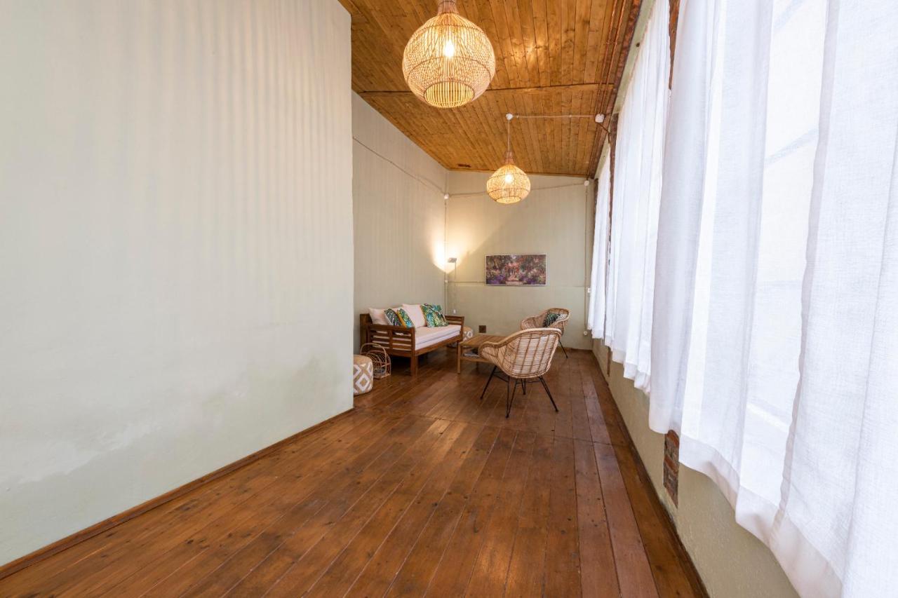 Aparmtents - Dragomanni Loft With Patio