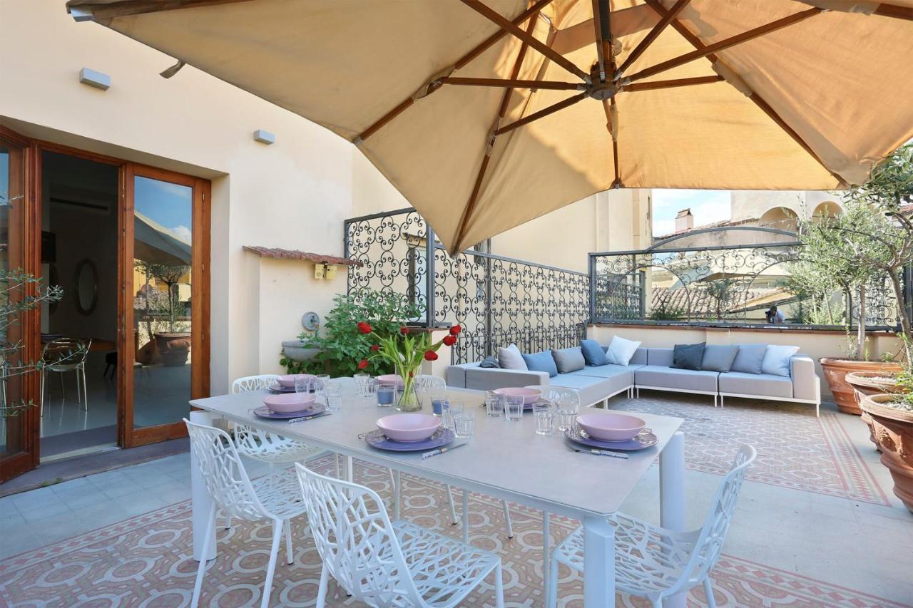 Luxury With Amazing Terrace In Florence-hosted By Sweetstay Apartment Florence