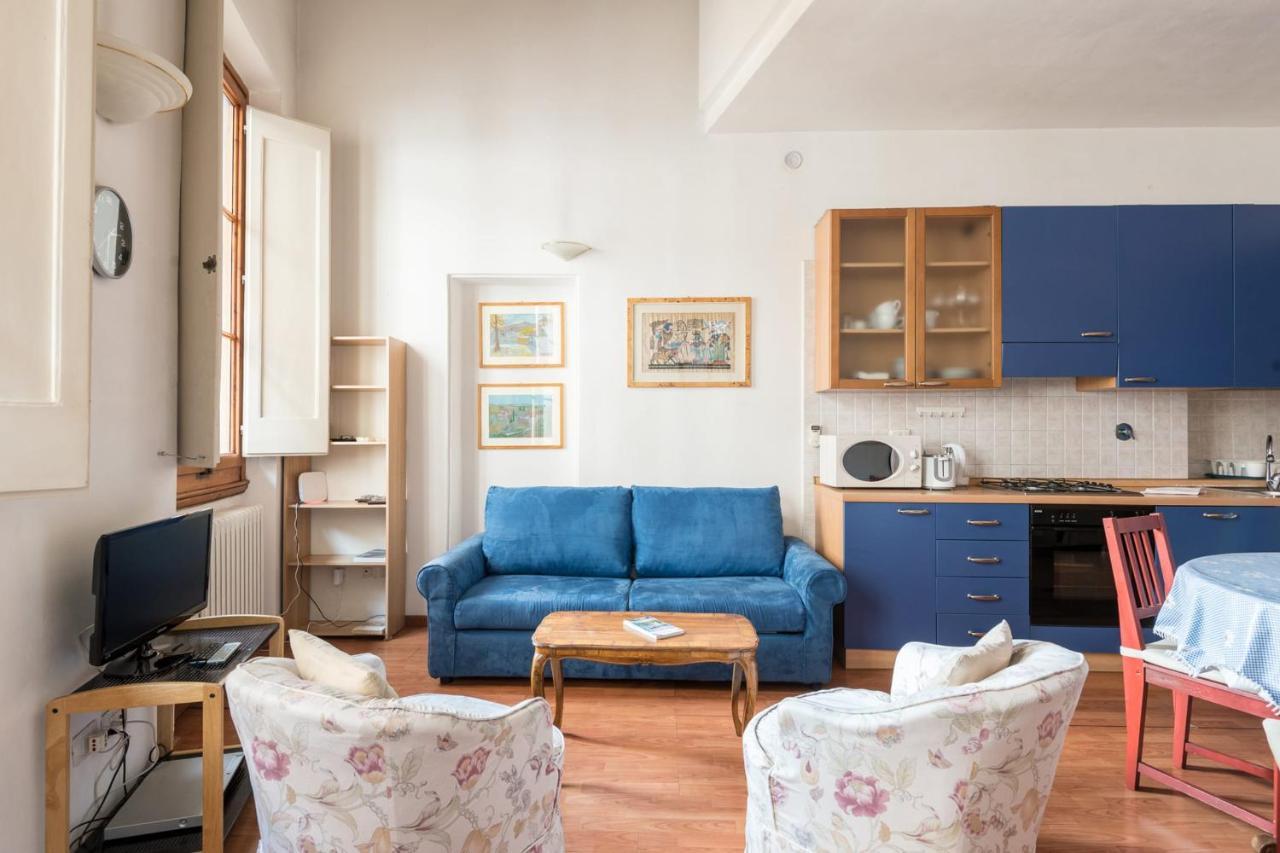 Apartment Lovely Loft 2 Steps From The Cathedral In