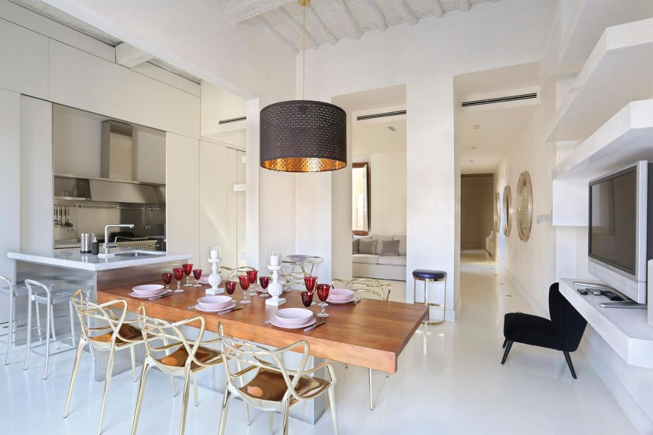 Luxury With Amazing Terrace In Florence-hosted By Sweetstay Apartment