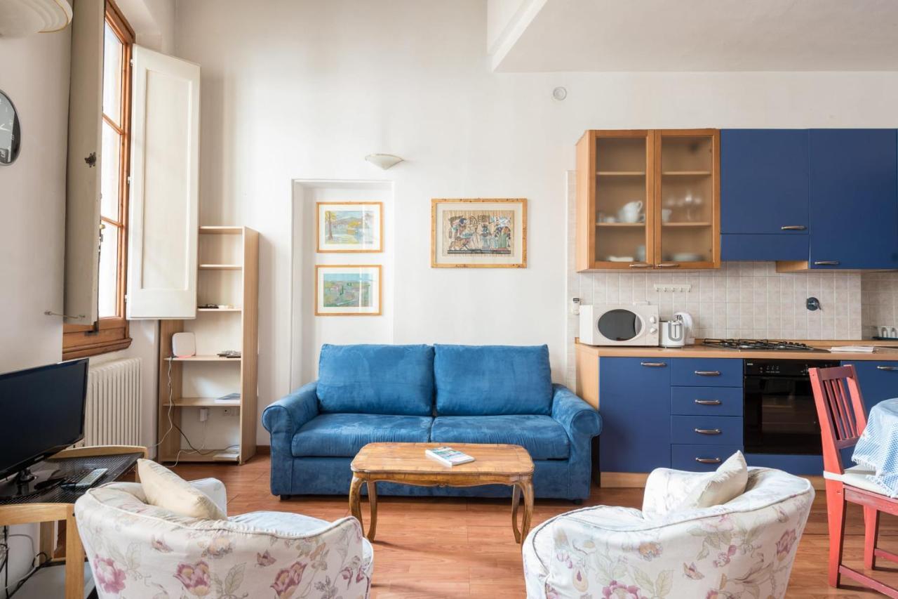 Lovely Loft 2 Steps From The Cathedral In Apartment Florenz