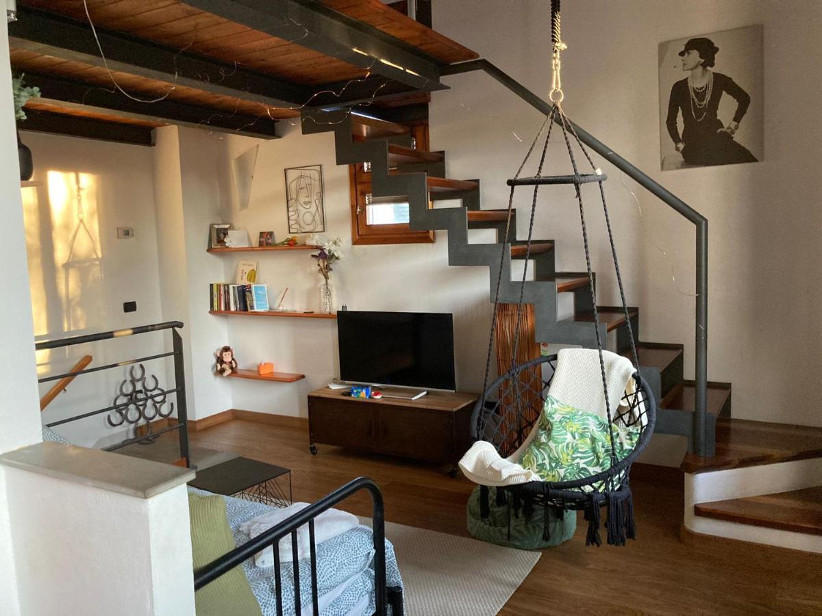 Apartment La Casa Dell'arte E Della Moda. *