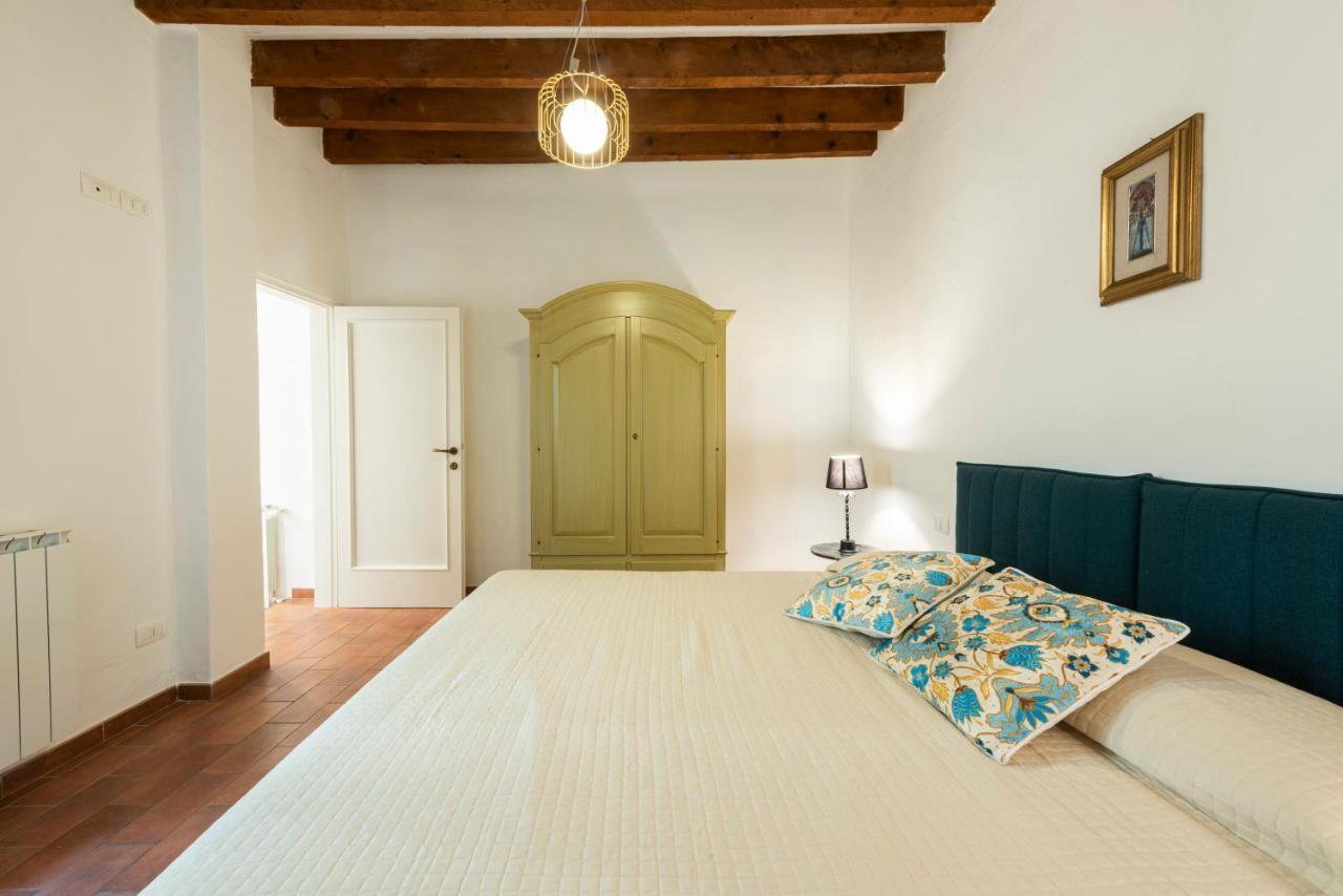Santa Croce Palace By Mmega Apartment Florence