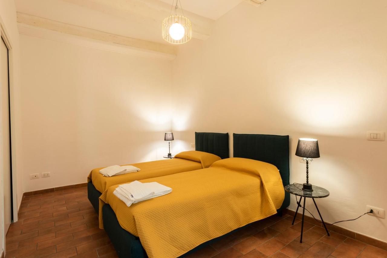 Santa Croce Palace By Mmega Apartment *