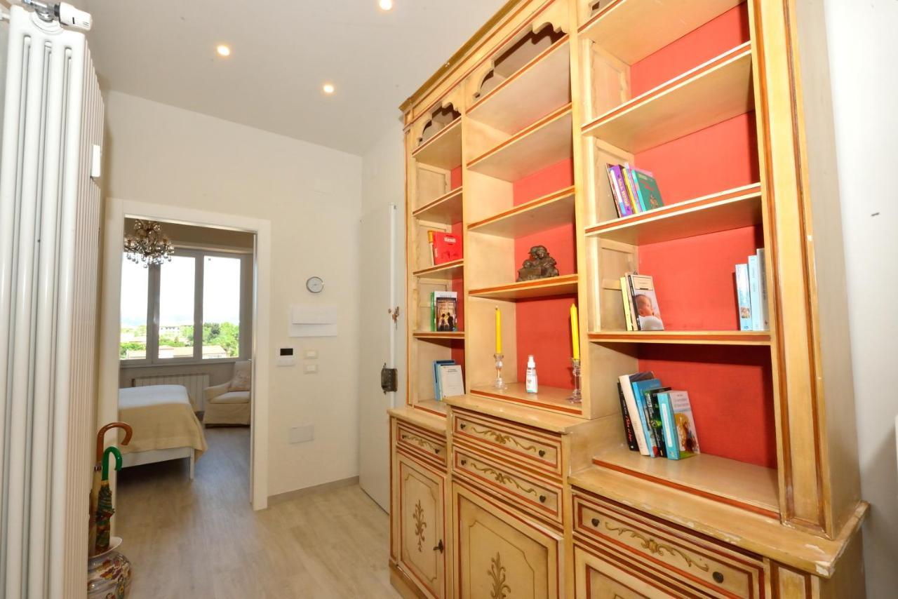 Roommo Monte Oliveto Florenz