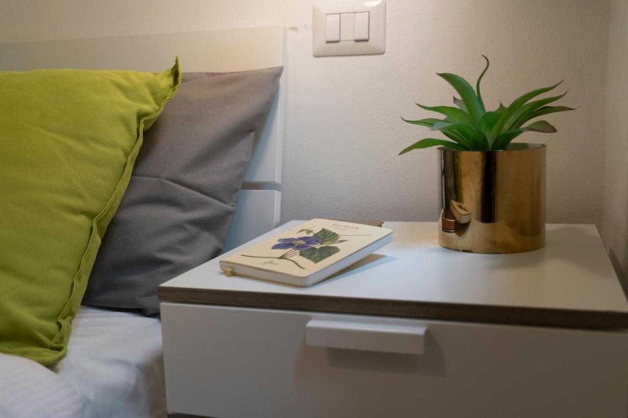 32 Nero - San Niccolo Apartment
