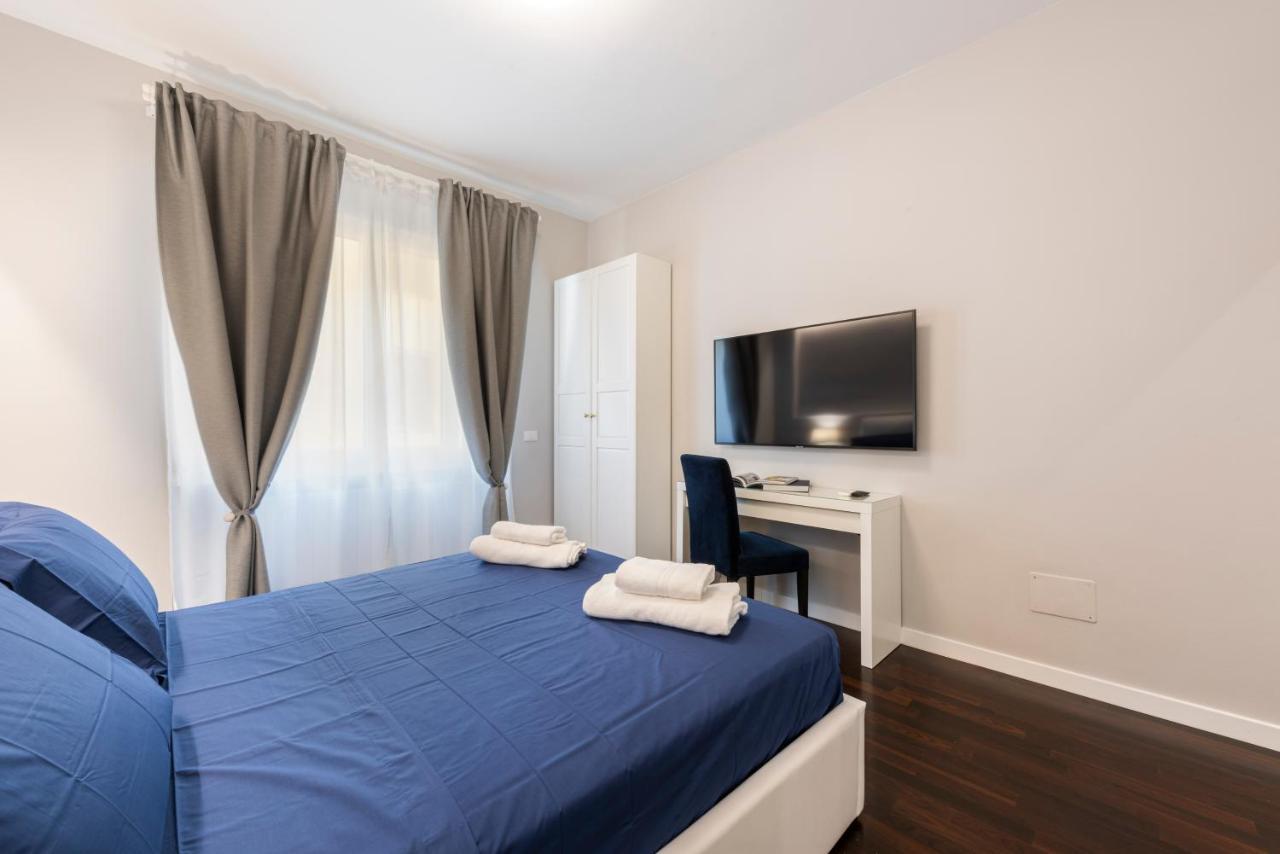 Ponte Vecchio Deluxe Apartment *