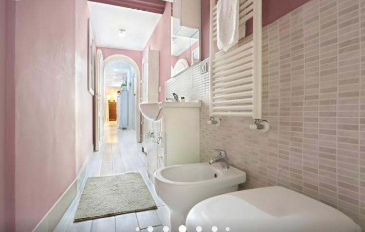 Historic Apartment *