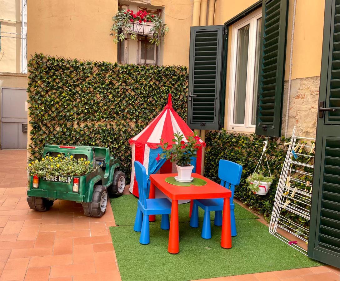 Santa Croce Garden Apartment