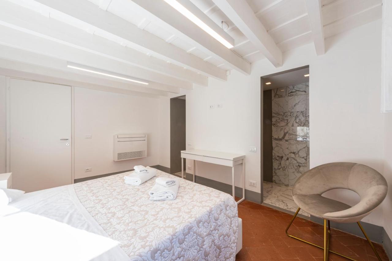 Santo Spirito View By Mmega Appartement Florence