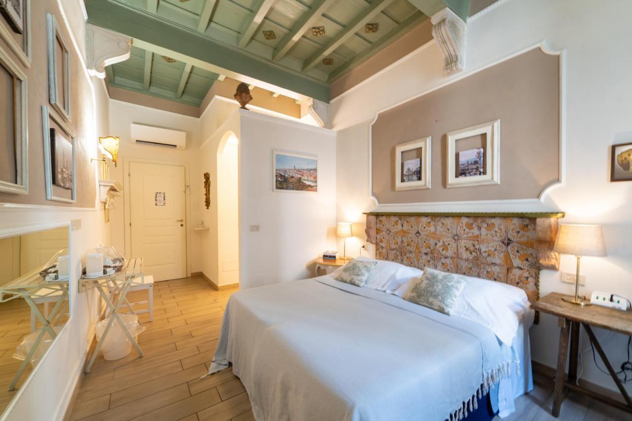 Relais & Maison Grand Tour Bed & Breakfast 3*