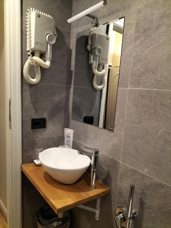 Hotel Camilla 3*