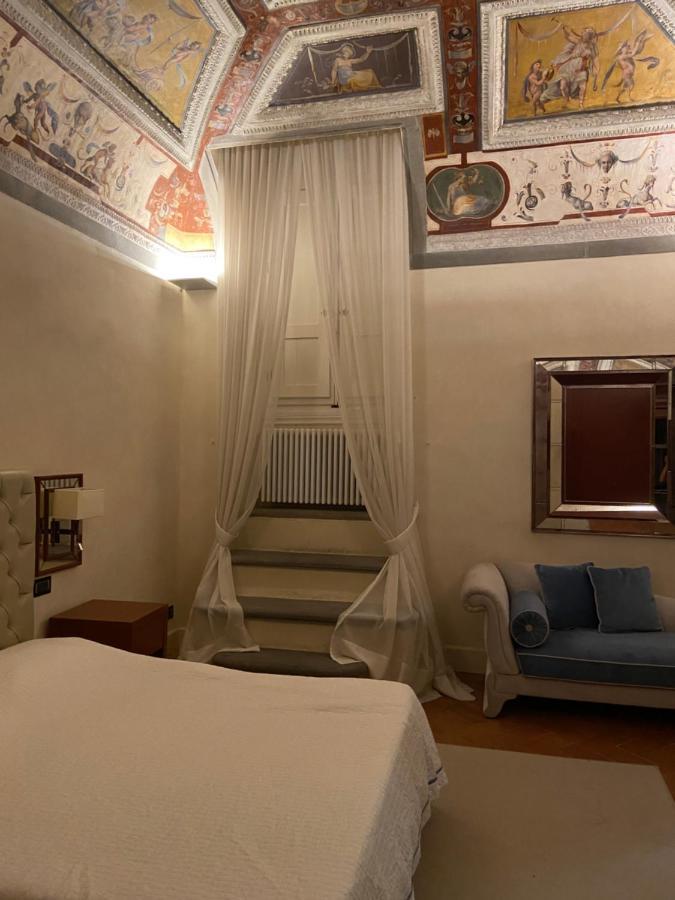 Luxury Frescoed In The Center * Florence
