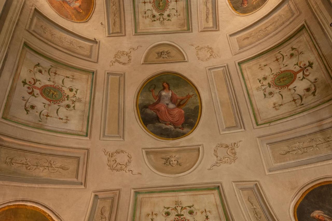 Luxury Frescoed In The Center * Florence