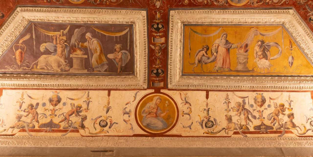 Luxury Frescoed In The Center * Florence