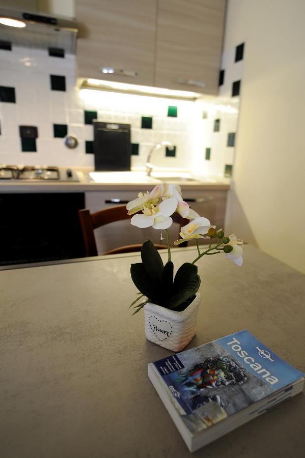 Bronzino Guest - Privato Apartment