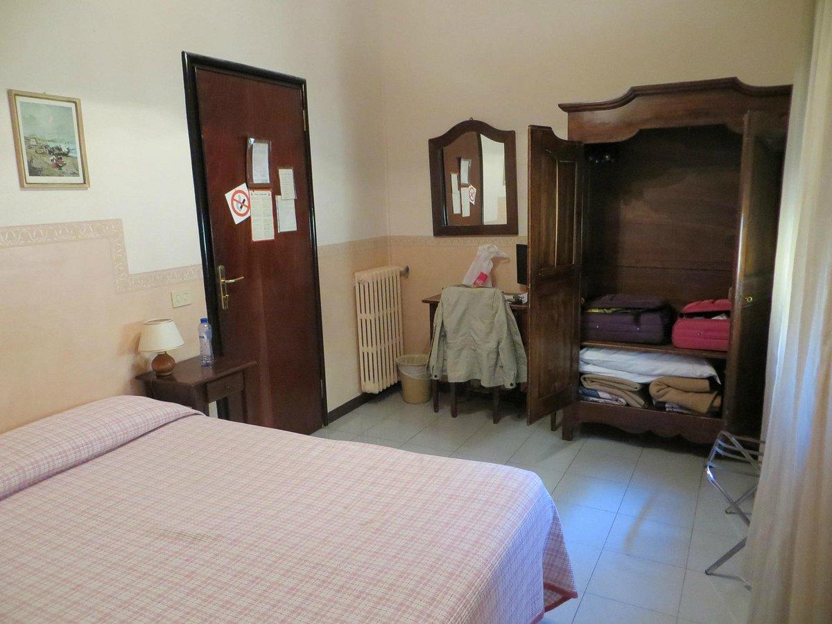 Delle Camelie Hotel 2*