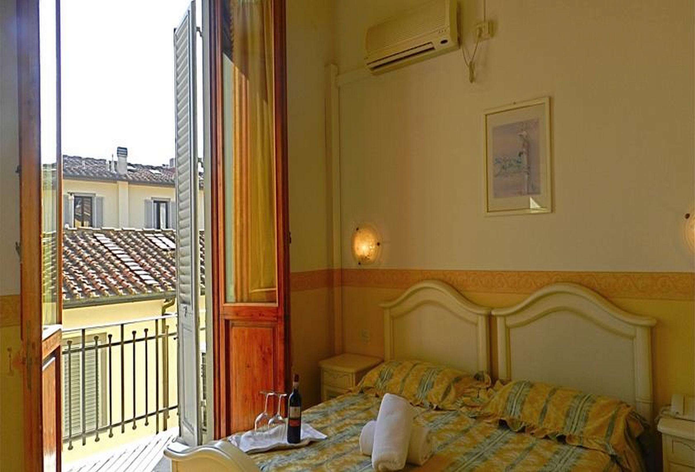 Hotel Desiree