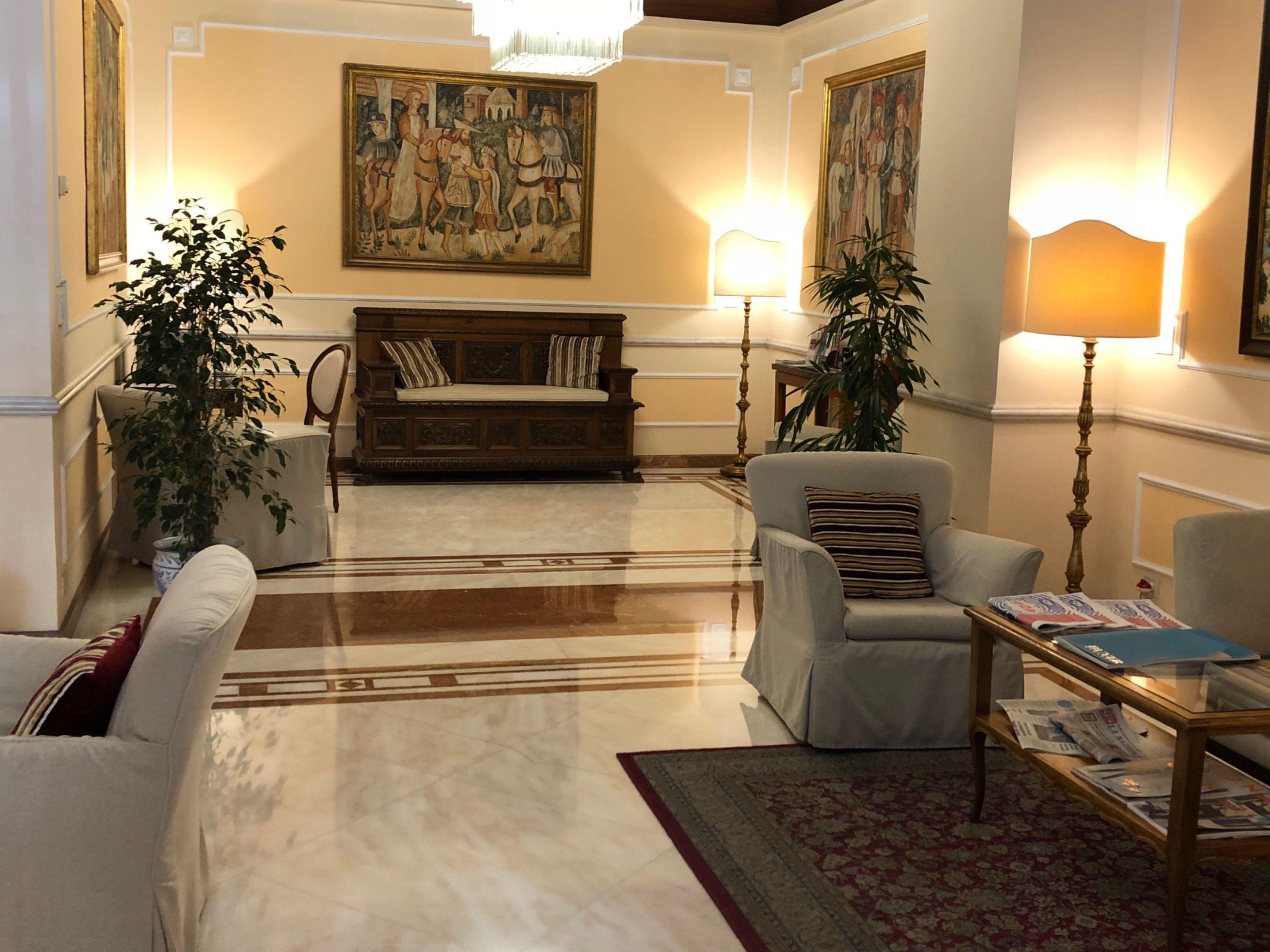 Hotel Pierre